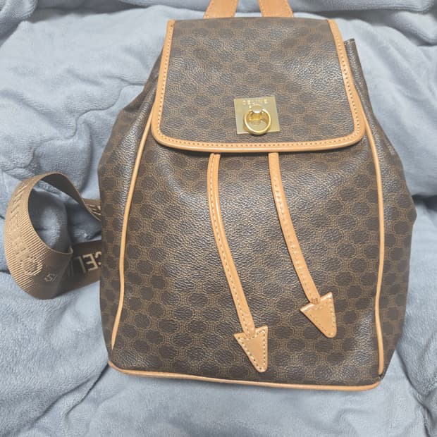  셀린느 마카담 백팩