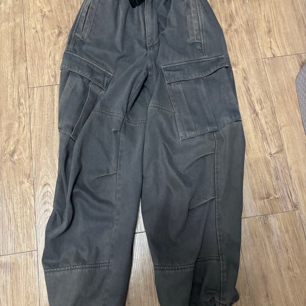 [1] 해칭룸 밀팬츠 워시드 차콜