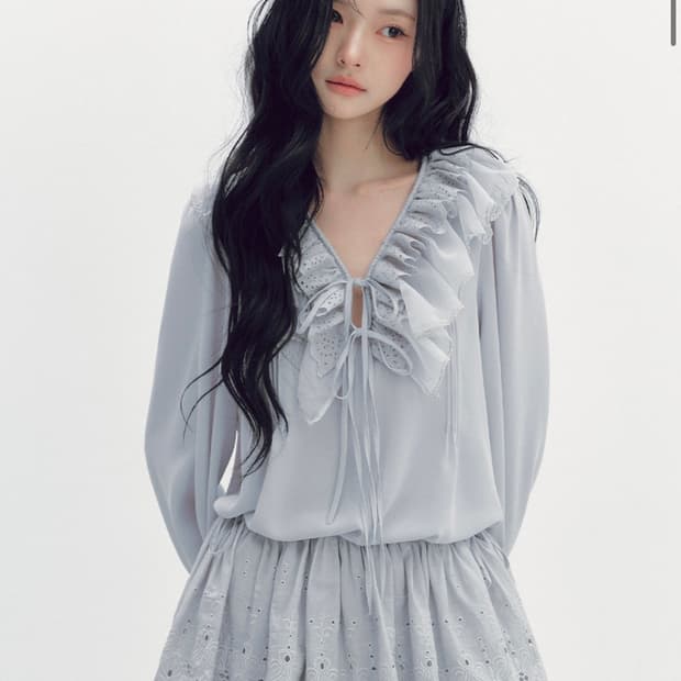 더티스 페탈 원피스 그레이