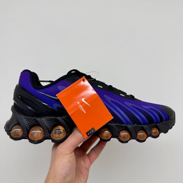 (285)(새상품)나이키 에어맥스 Dn8 블랙 인디고 버스트 퍼플