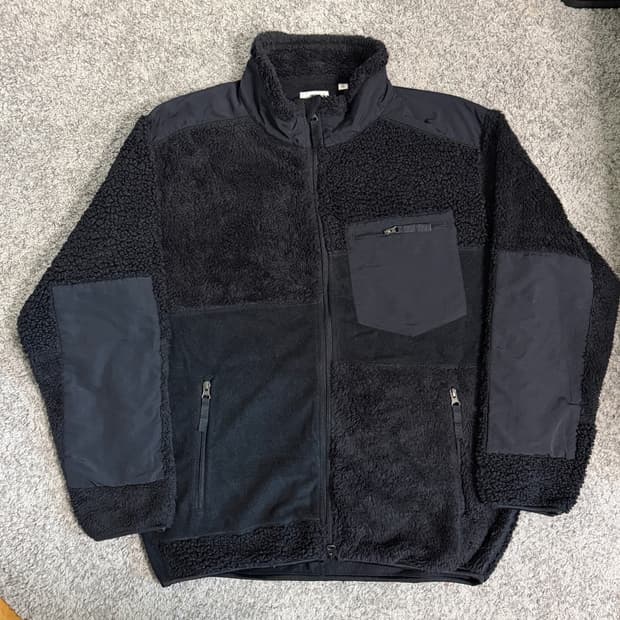 유니클로 엔지니어드가먼츠 플리스 자켓