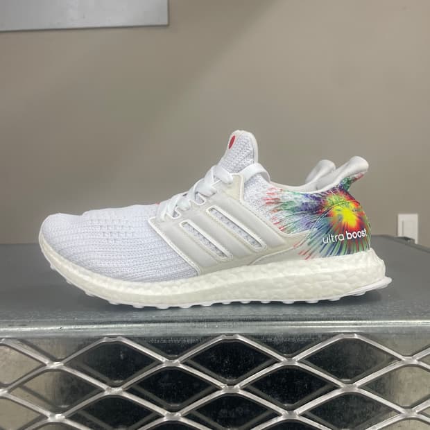 아디다스 울트라부스트 4.0 재팬 260