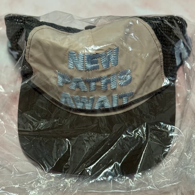 알렉스조노 x 우즈 트러커햇 새 상품