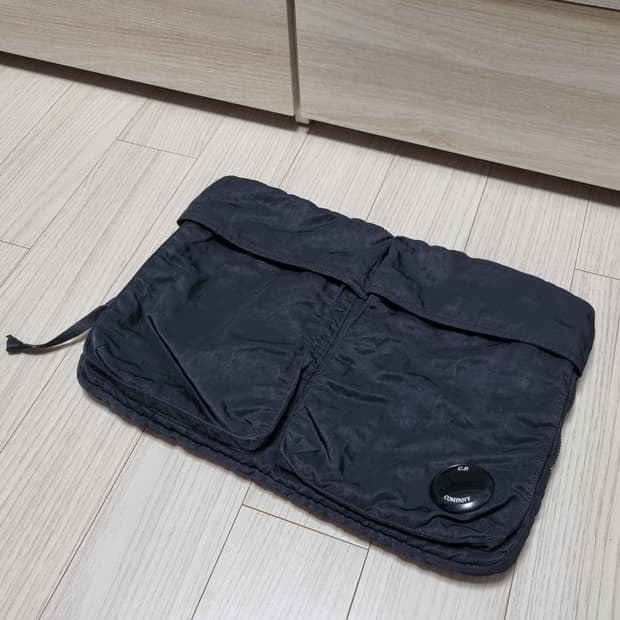 cp컴퍼니 클러치백