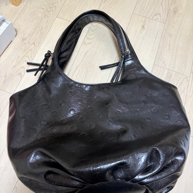 블랙 엠보 호보백