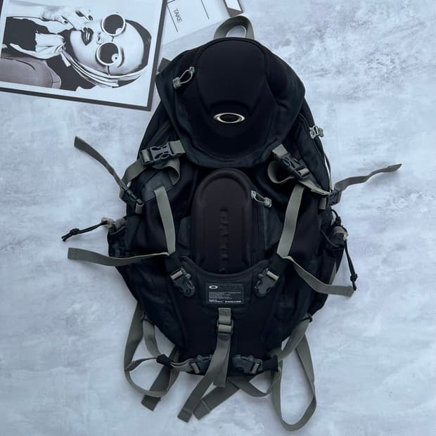 오클리 툴박스(Oakley Toolbox) 테크니컬 백팩