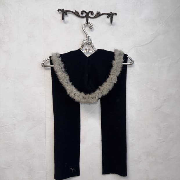 Black rabbit fur trimming hood muffler