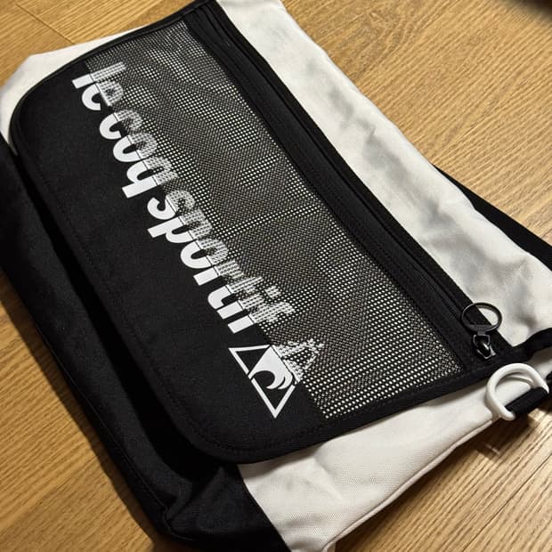 라코스테 흰색 메신저백