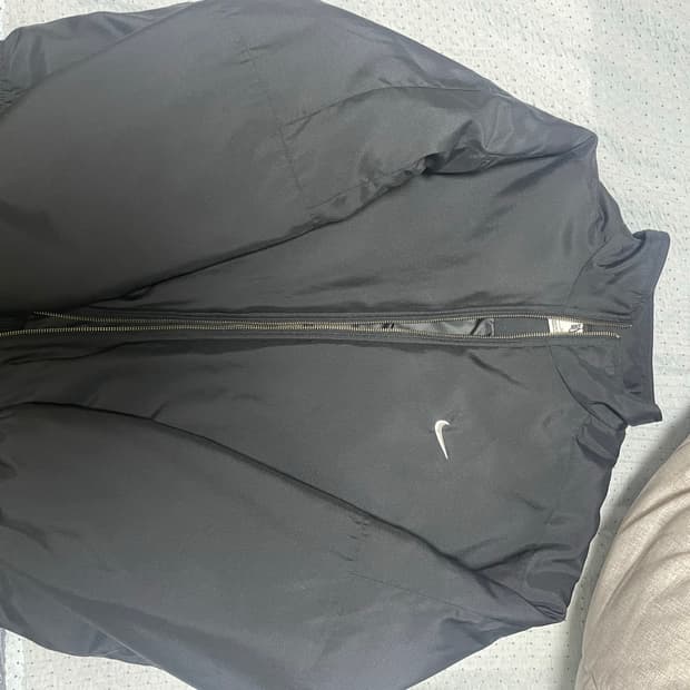 나이키 NRG 솔로스우시 사틴 봄버 XL