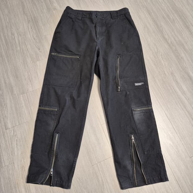 디스이즈네버댓 블랙 zip-up pants