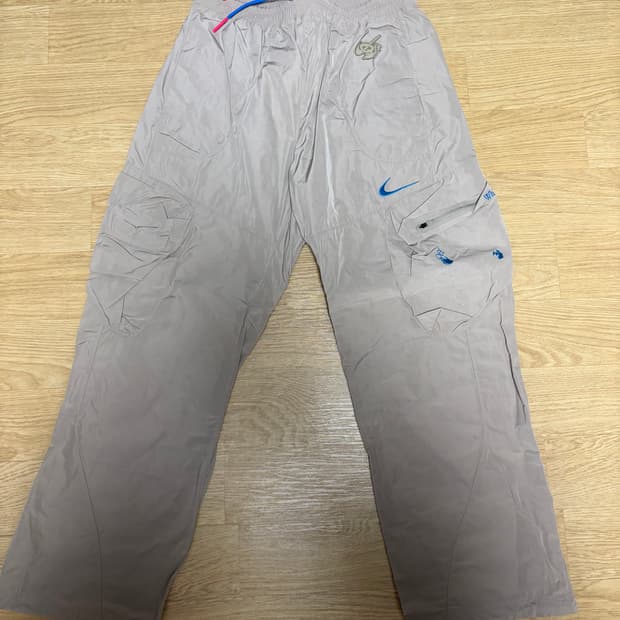나이키 X 오프화이트 nrg 트랙팬츠 xl 새상품