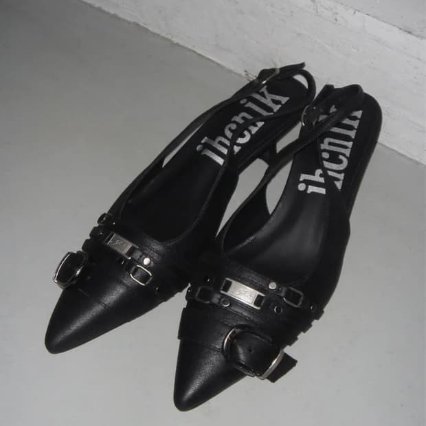 이크닉 105 four belted slingback 245