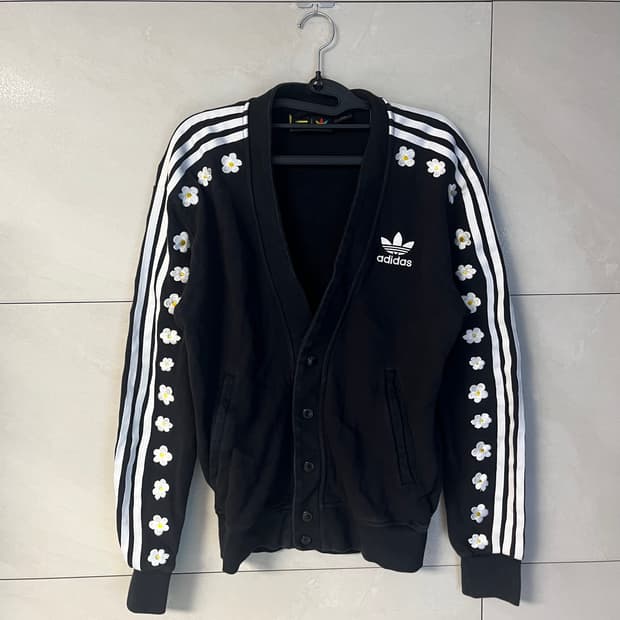 아디다스 플라워 자수 가디건 (95 size) 