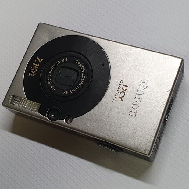 캐논 ixy10 디카 (익서스70)