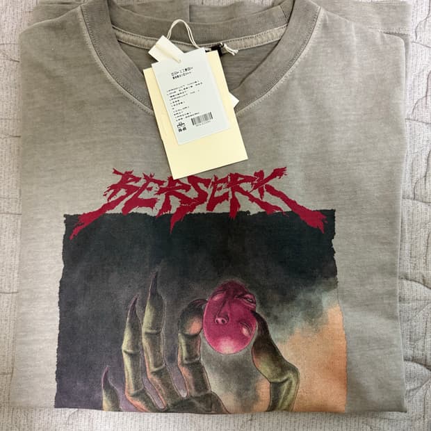 [4] 폴리테루 베르세르크 베헤리트 롱슬리브