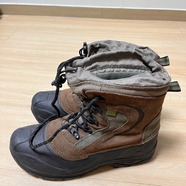 방한화 44.5사이즈