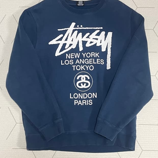 스투시 월드투어 맨투맨 네이비 M