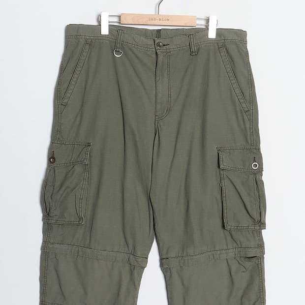 Old UNIQLO 2way Cargo Shorts (35)