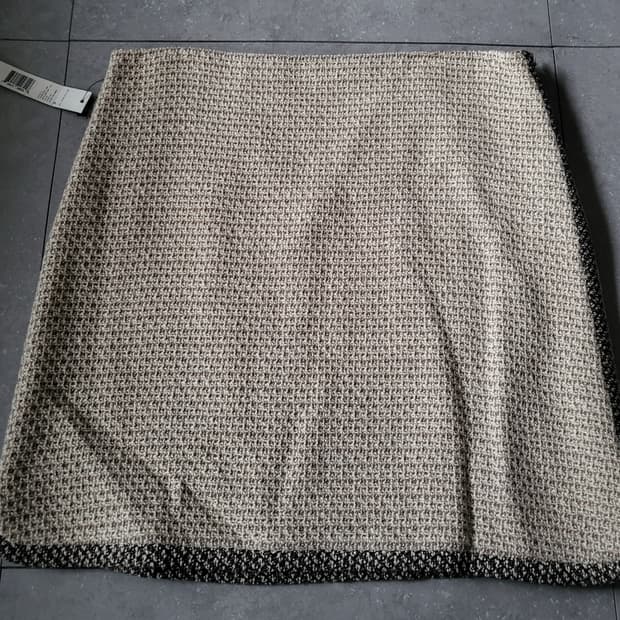 엘리 타하리 트위드 미니 스커트 6사이즈