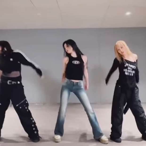 새상품) 하투하 이안 청바지 히프나틱 니클런 워싱 부츠컷 팬츠