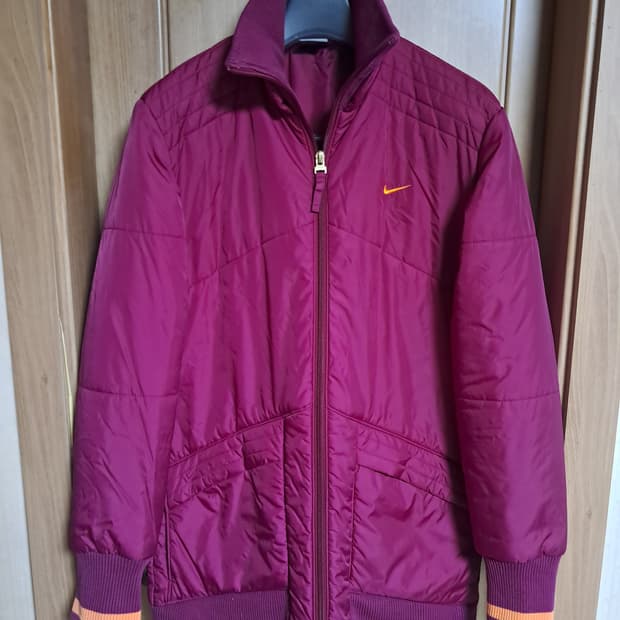 나이키 여성 경량패딩 L