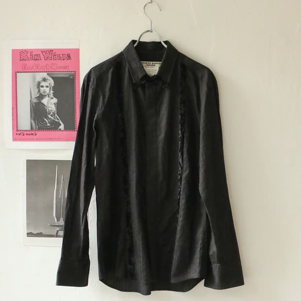 캐서린 햄넷 런던 블랙 셔츠