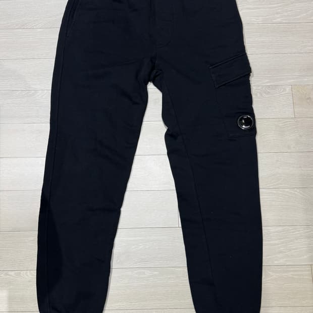 CP컴퍼니 블랙 카고 트레이닝 조거팬츠 L