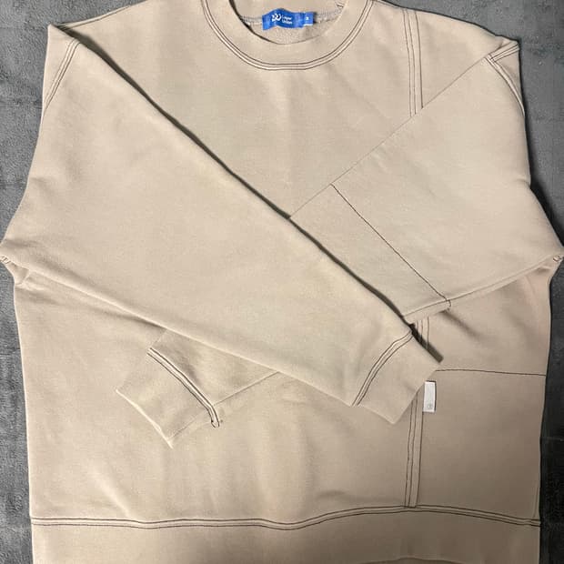 레이어 유니온 오버사이즈 맨투맨 베이지