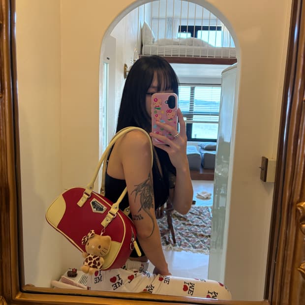 새것)아워세이아워 숄더백