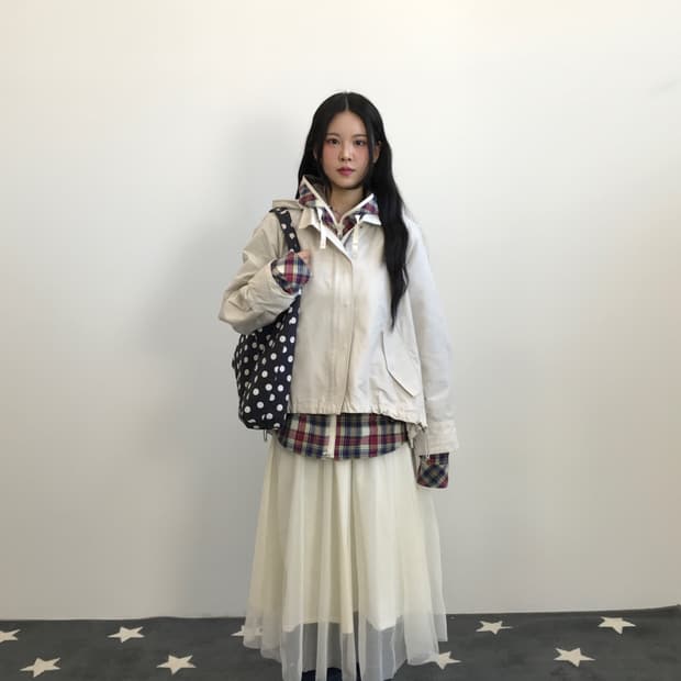 GALLARDAGALANTE Ivory Hooded Windbreaker