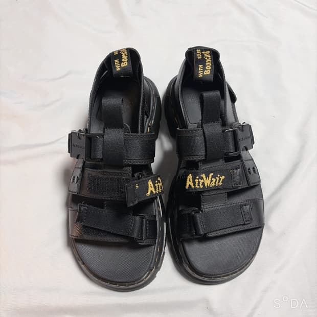 닥터마틴 샌들 피어슨 uk5