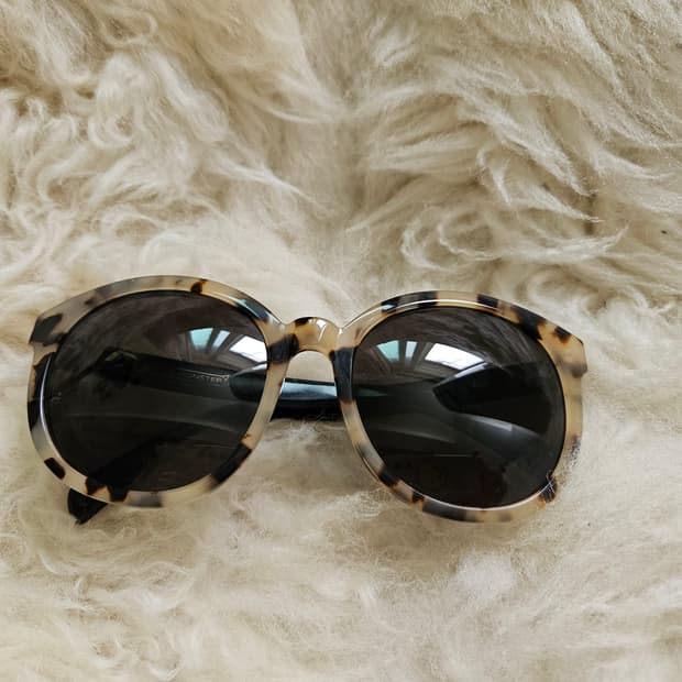 젠틀몬스터 로만홀리데이 선글라스