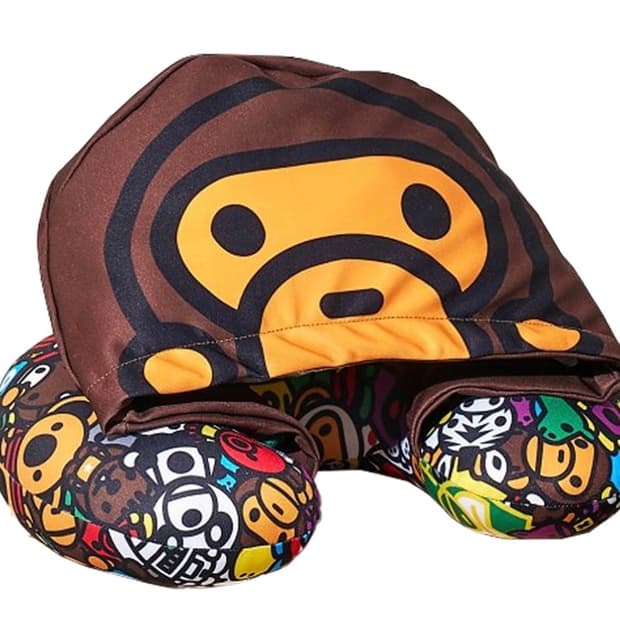 스타벅스 x 베이프 베이비 마일로 넥 필로우