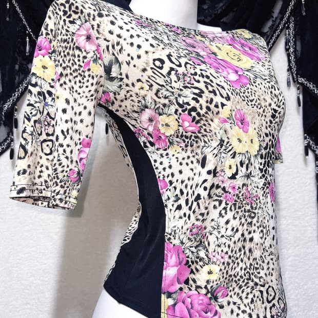 레오파드 호피 플라워 패턴 반팔탑 오네갸루 히메 오리엔탈 펑크 핀터