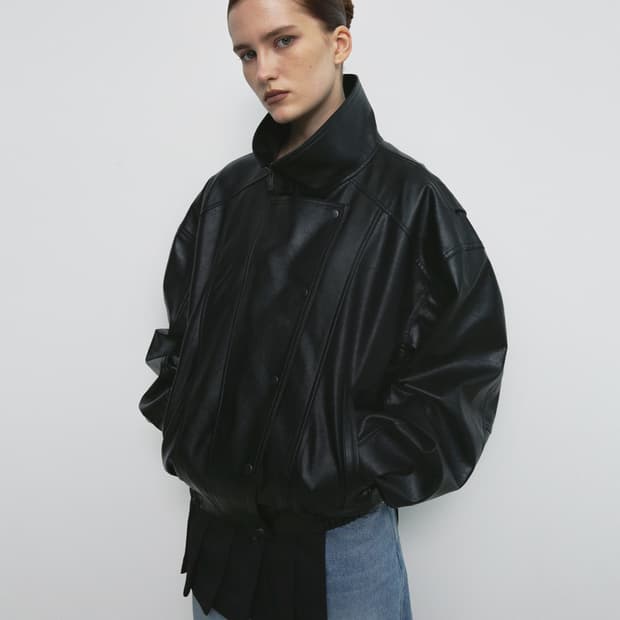 샌드릭 사이드 버튼 레더점퍼 블랙