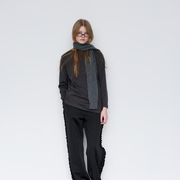 생긴스튜디오 RUFFLE TRACK PANTS - BLACK