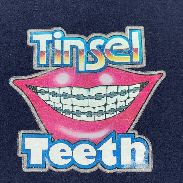 80s tensel teeth 반팔티셔츠