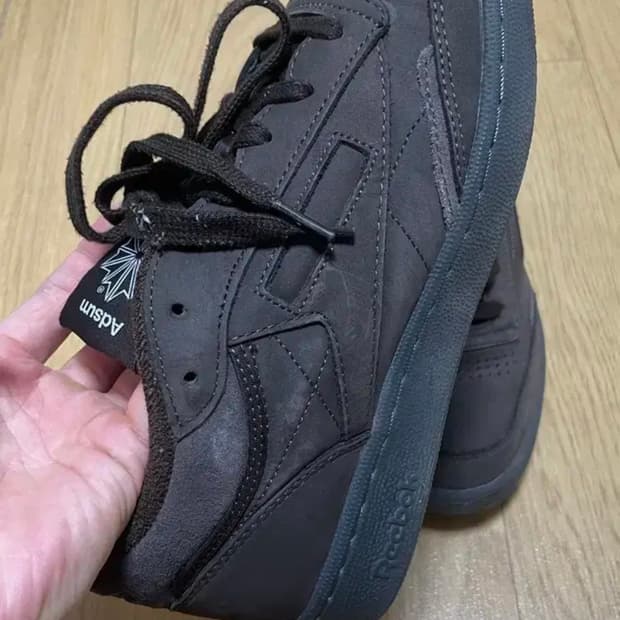 adsum(앗슘) X reebok (리복) 클럽씨 280