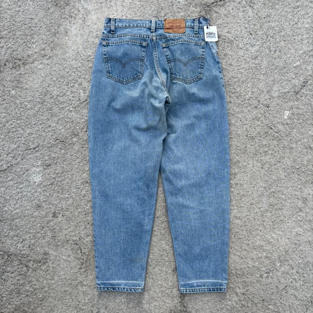 90's 리바이스 560 연청 테이퍼드 데님팬츠 B98