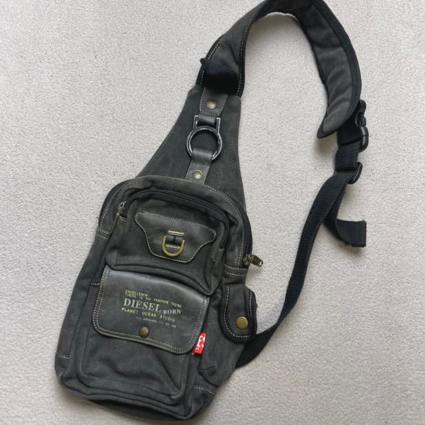 DIESEL - 디젤 가방 -크로스백