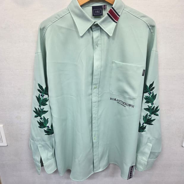 로맨틱크라운 오버핏 자수 셔츠긴팔 L