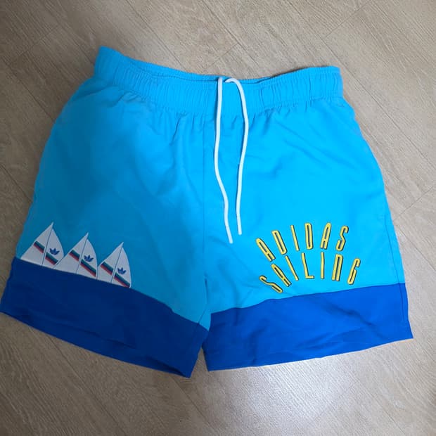 아디다스 세일링 쇼츠 반바지 105