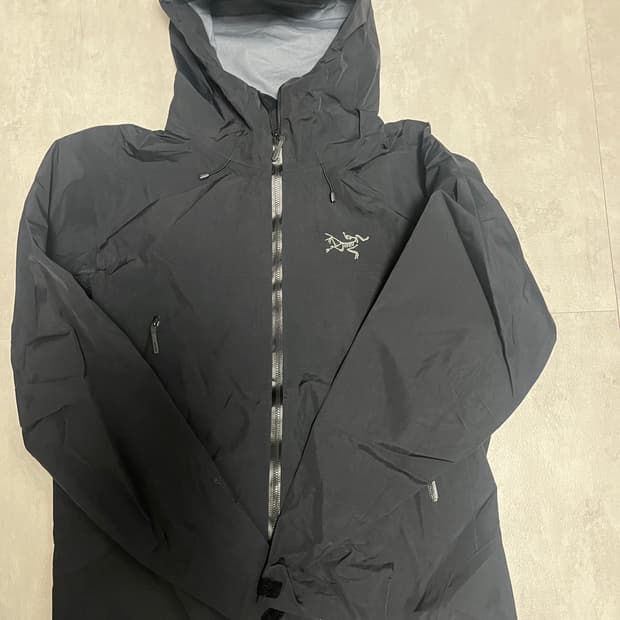 아크테릭스 베타 자켓 블랙