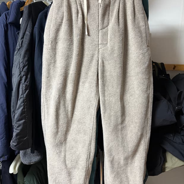 도큐먼트 플리스 팬츠 M