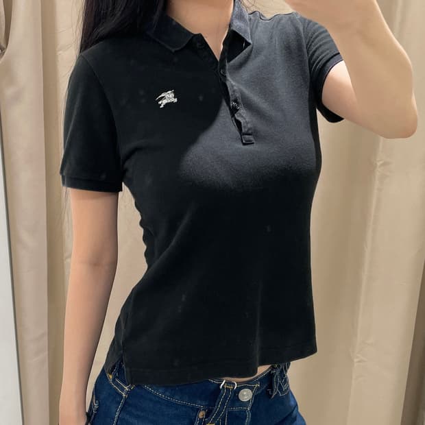 버버리 00's 자수 로고 블랙 반팔 카라 티셔츠 R2646