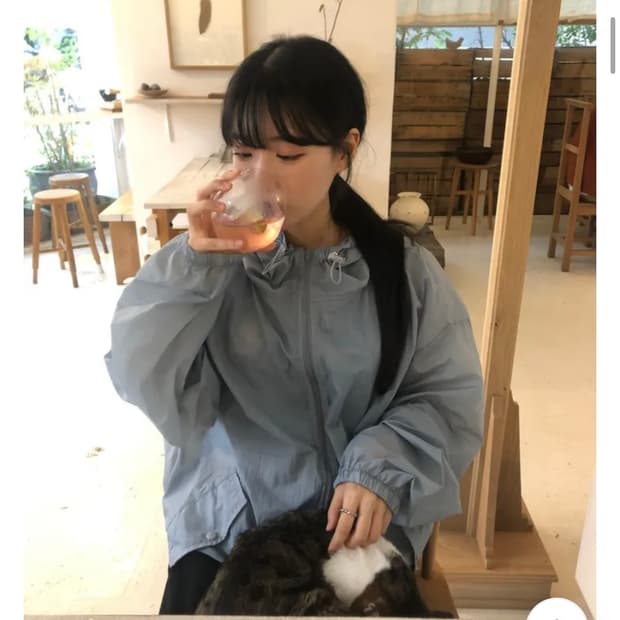 에이블리 남여공용 후드 바람막이 (새상품)