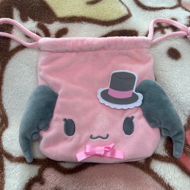 시나모롤 롤로매닉 조리개 파우치