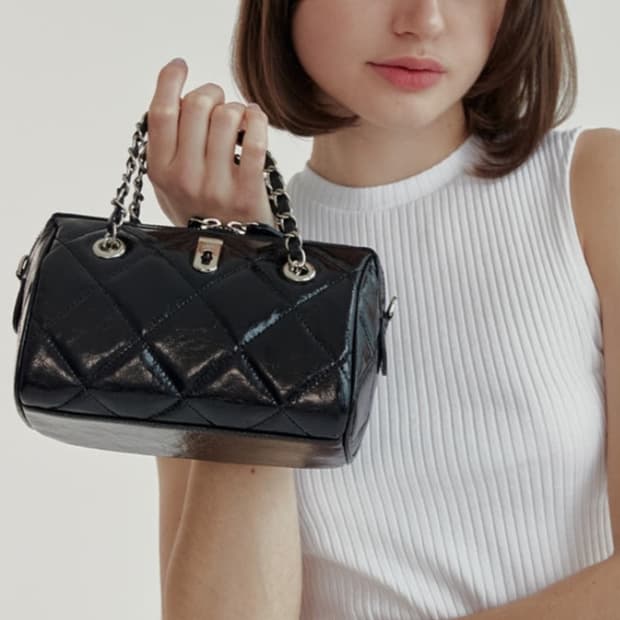 러브참 오드 보스턴백 