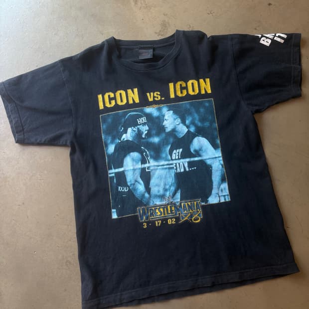 WWE 2002 헐크vs호건 티셔츠