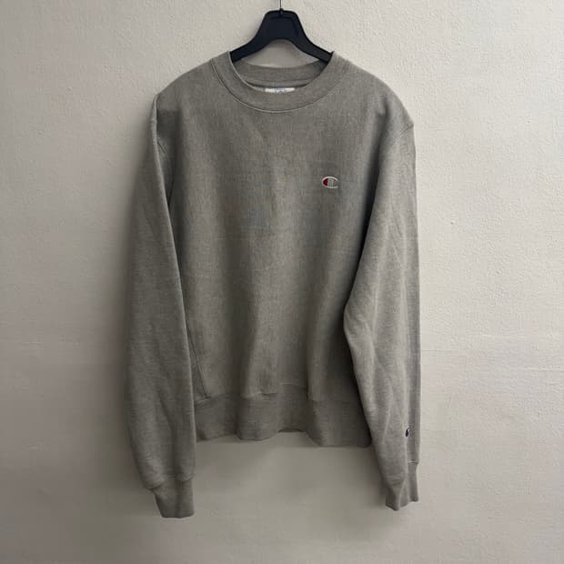 챔피온 리버스위브 스몰 로고 그레이 스웻셔츠